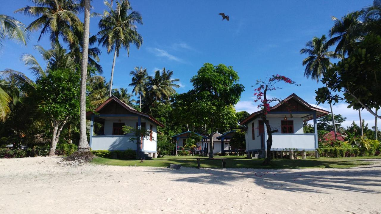 New Raya - Nias Beach Bungalows Lagudri Ngoại thất bức ảnh