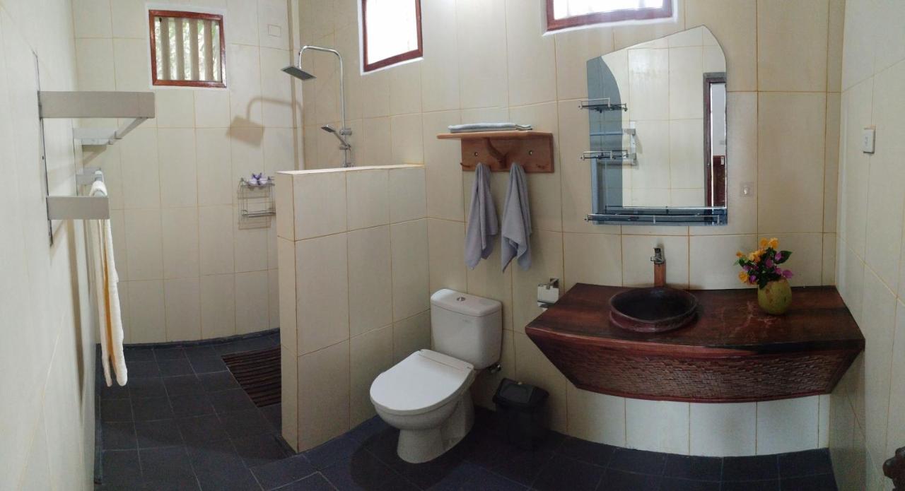 New Raya - Nias Beach Bungalows Lagudri Ngoại thất bức ảnh